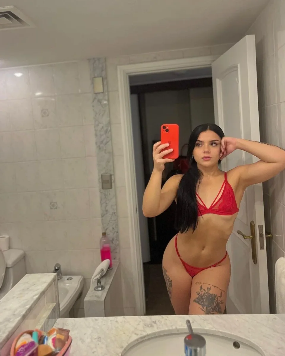 Miss Lily Lis — photo 6