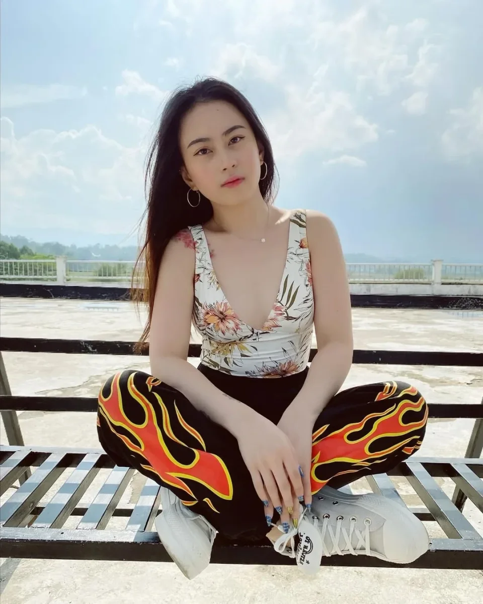 Indah Gunawan — photo 8
