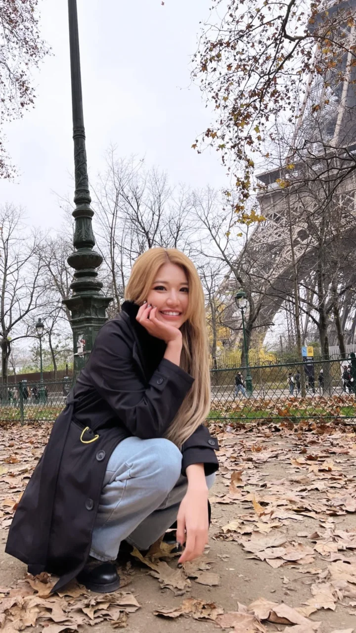 Zhang Ai Ling — photo 5