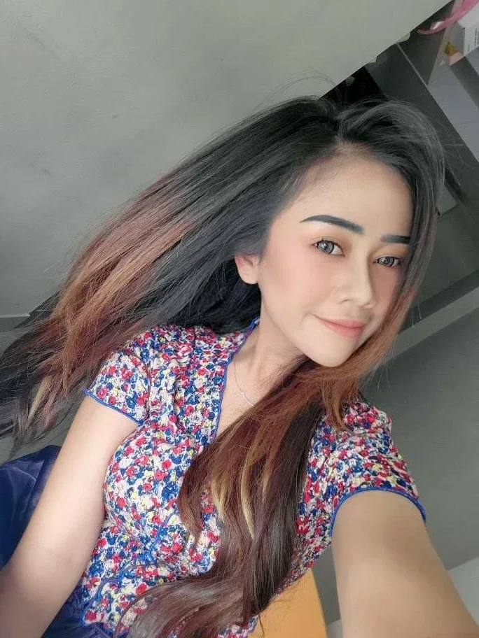 Putri Hidayat — photo 1