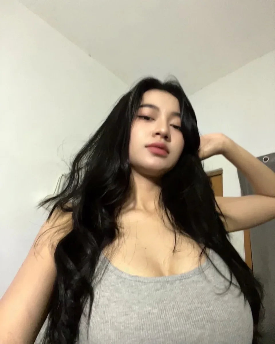 Yuni Utami 🌙 — photo 4