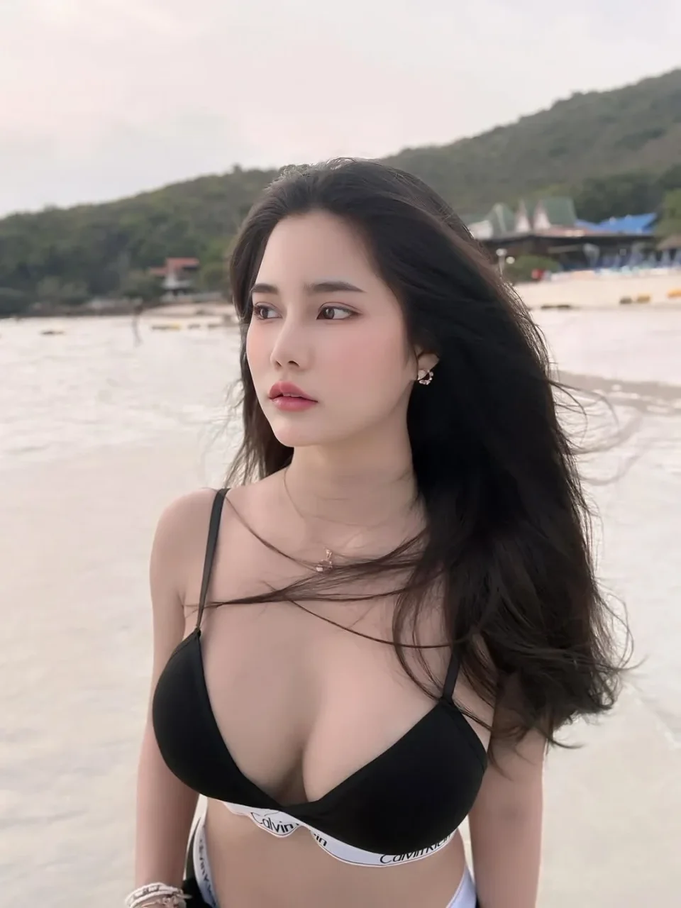 Ayu Santoso — photo 6