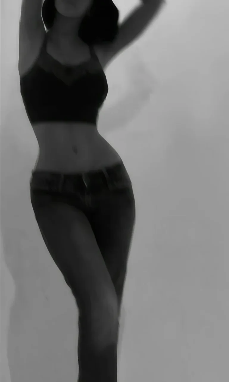 Araya Sombat — photo 1