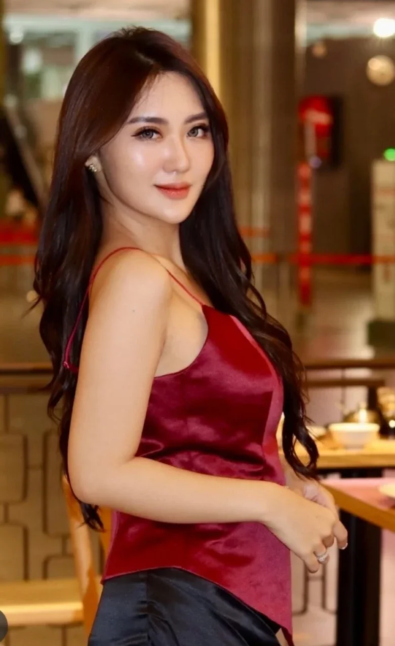Asti Halim — photo 2