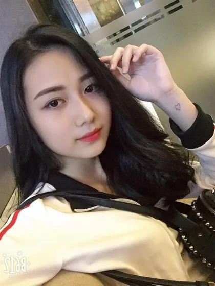 Vina Nasution profile photo