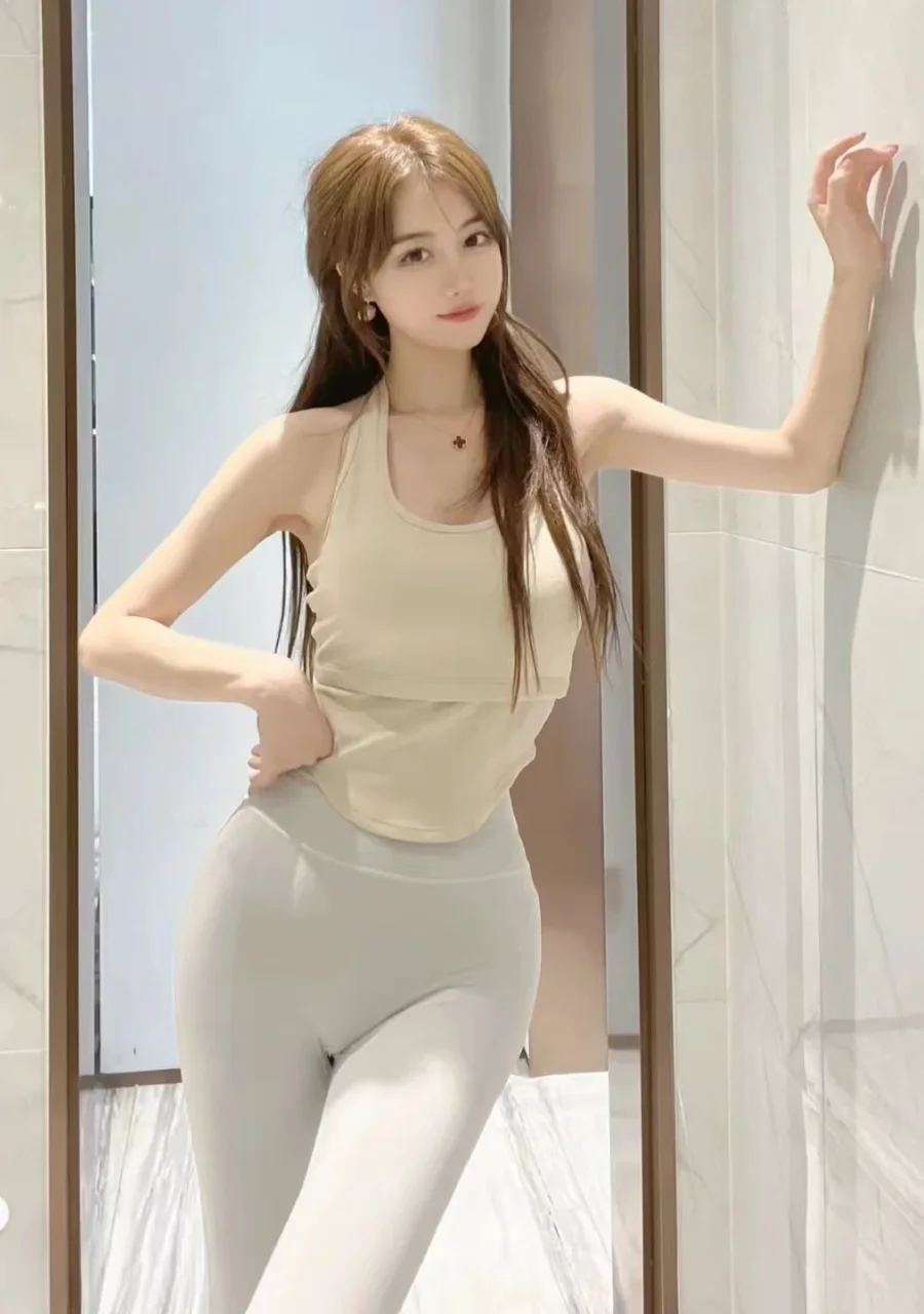 Miss Shan Lau — photo 3