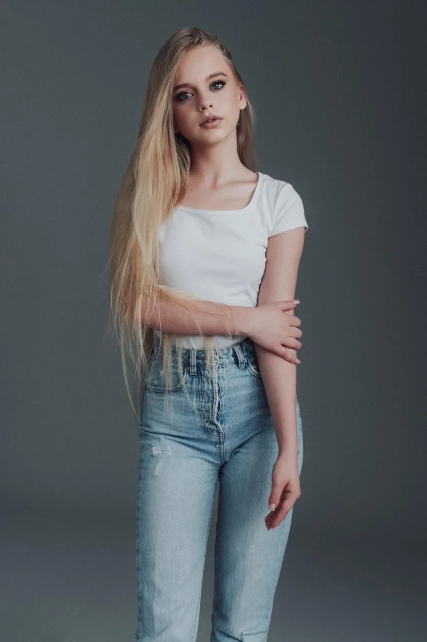 Olivia Taylor — photo 4