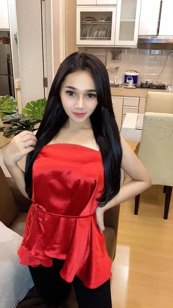Aina Rahman — photo 2